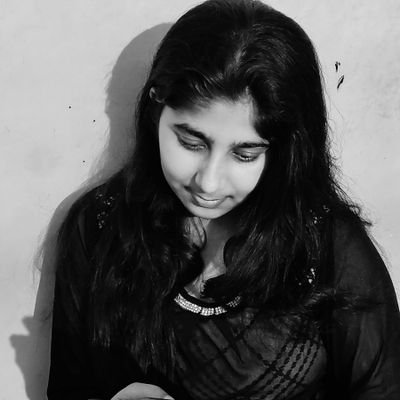Passionate writer❤️(कृष्ण मेरे पिउ मैं कृष्ण की बहुरिया)