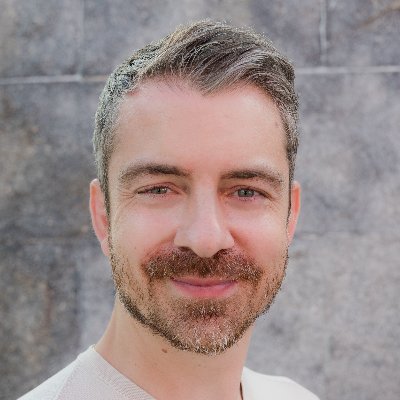 rodneyumble's profile picture. love, b loved, b love
improv, live performance, dj, runner, music, mental health + life coach