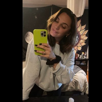 jsackariss's profile picture. idk I think I’m funny