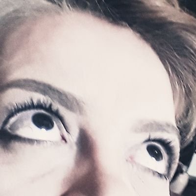 AleksandraSind3's profile picture. 