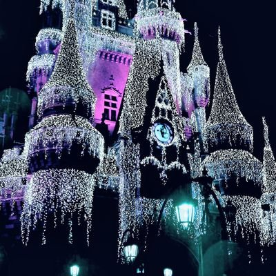 KerriD__'s profile picture. I'm more of a humanities type guy.
She/Her