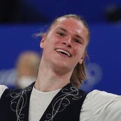 sakurashounen22's profile picture. #СлаваУкраїні | ⛸+⚽️ fan |🏅👑Cryptidievs cult member 👑🏅 | ⚽️💛Echte Liebe🖤⚽️