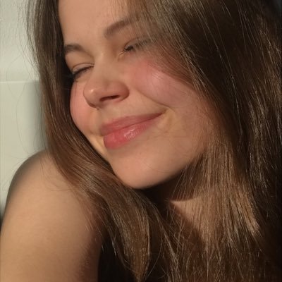 leontynaa1's profile picture. 