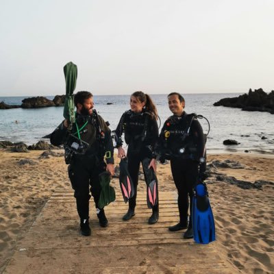 Research associate for UoP Revolution Plastics
MRes Marine biologist 👩🏻🔬🦀 & self-proclaimed Thalassophile 🌊🦈
