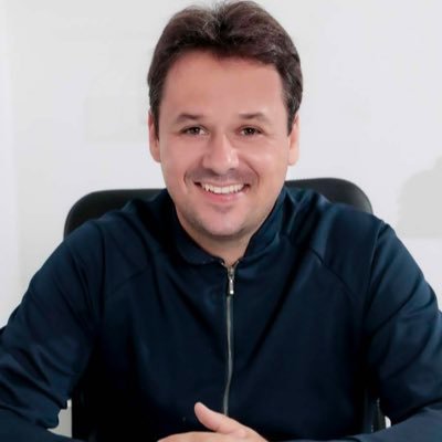 Cirurgião Dentista Secretário adjunto gabinete Prefeito PG Secretário Parlamentar DF Assessor Especial gabinete Prefeito SV MBA Gestão Pública
