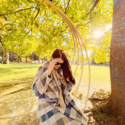 Propofolistin's profile picture. Propofolgeberin 💉, Medizintheorie-Aufsaugerin 📑🙇‍♂️, Bücherverschlingerin 📚 Butter-unter-Nutella-Schmiererin 🍞 Moros Mami