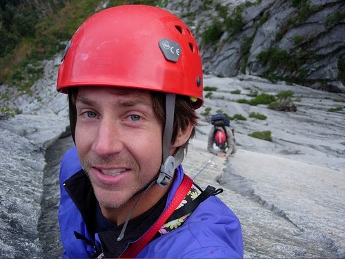 zee160's profile picture. 