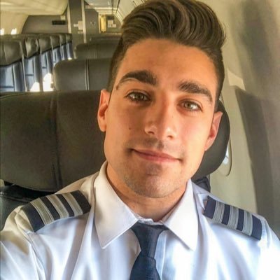 pilotdrew111's profile picture. American Airlines pilot | love men’s fashion | workout | modeling