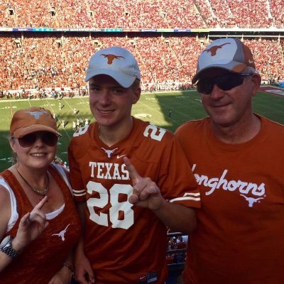 Aerospace engineer. UT Austin grad. Longhorn fan. 🤟🏻#HookEm #NoLonghornfanUnder1k