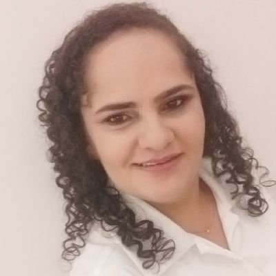 ElyGFasBrasil's profile picture. Mulher, mãe de 2 moças e um bebê de 2 anos