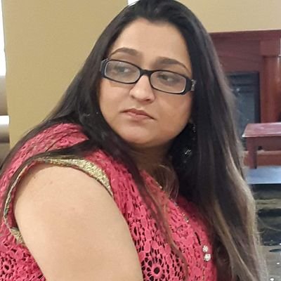 shumailamerchan's profile picture. 