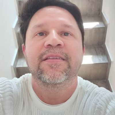 Periodista de turismo, experto en música y, ahora, fiel amante de la moda.
insta: @madonnafiles