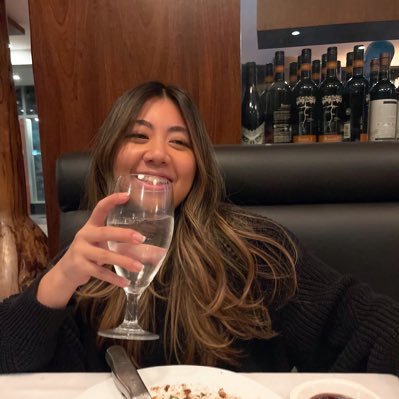 lindaaaaanguyen's profile picture. hello -kitty