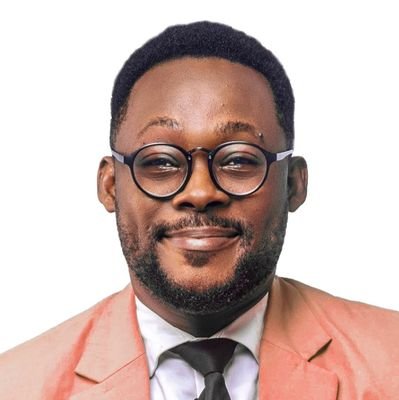 oyita_emmanuel's profile picture. Graphic Design/Branding.(Present). Photography/videography/editing. fashion/ marketing