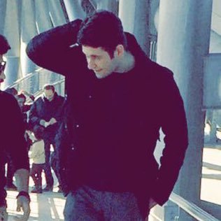 siavashyf's profile picture. رنك يك دانشكده فيريك هستم