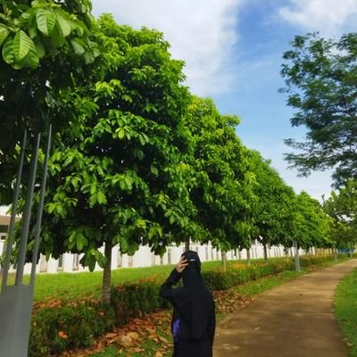 jannahmazlan's profile picture. meow