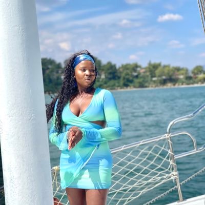 sugarplum_mk's profile picture. Humanity First ❤️❤️ Open-minded 🖤🖤 Aries ♈️ 👸🏽