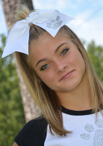 Hi I am oMYgirl Taylor Minchew. I an actress, model dancer, tumbler, flyer! I'm an All-Star Cheerleader - CEA - follow me : !)