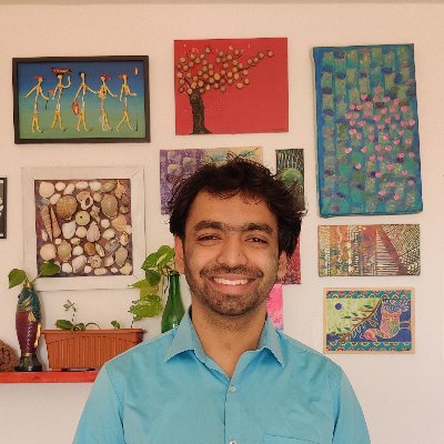 Pvnkmrksk's profile picture. ಬಿಡಿಸುಗ | Tinkerer
Made insects play video games