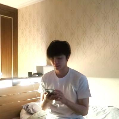 sh1ttibois3n's profile picture. 