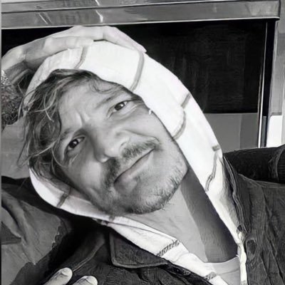 pedro pascal stan account | nsfw at times | sw / mcu / hp - fan | she/her | bi | mexican-american / german | 19 y/o