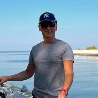 Radekox's profile picture. 