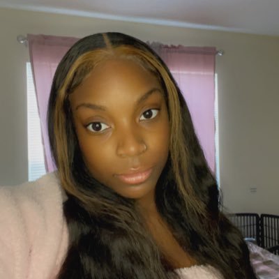 CEO: @hightonecollect est 2021 #ATLM❤️🩹 | Boy Mom💙|PR✨| Lifestyle❣️|Beauty 😊|ATL🌆|✉️click link✉️