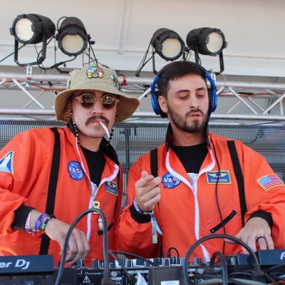 Duo based out of AZ bringing some funk and house to ur life | The culmination of Ico soundz and Lugh Haurie | USE PROMO CODE: Moonjunkies