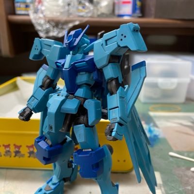 ガンプラで他のロボット作品の機体を再現するのが好きです。特にマヴラブが好きです。ロボアニメオタクです。ガンスタもやってます！https://t.co/SaVxnDfdUW