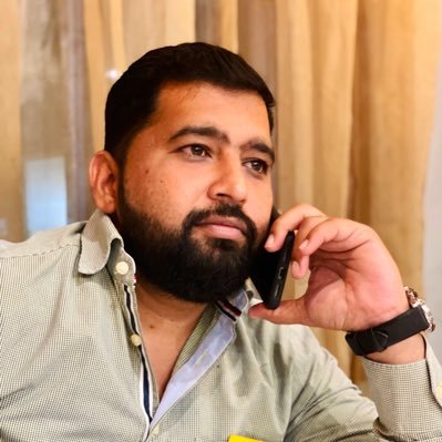 Rohitraykarrr's profile picture. 