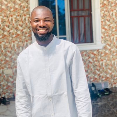 BrightOfBubbles's profile picture. |Young Entrepreneur |Microbiologist |Corporate Cleaner IG: @brightbubblesng