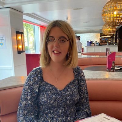 emmaachgray's profile picture. Content & Conversational AI Designer