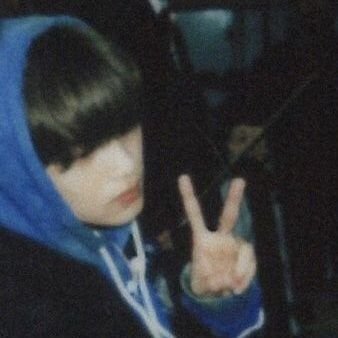 ranenhaee's profile picture. math, physics, and chemistry are hard but it's even harder to be haechyy wife