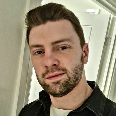 Chris_Southy's profile picture. Primary school teacher (Y4 FTW). Black Country born and bred ⚫⚪🔴
Tolkien, Marvel, DC, Star Wars, Doc Who. You name it, I'm very nerdy about it 🤓
#WWFC🐺