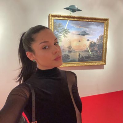 lunaagatti's profile picture. puffing with the dragons