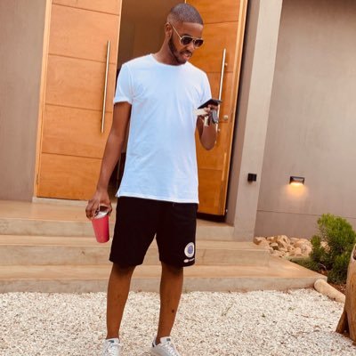 AsandeMbanjwa's profile picture. ❤=⚽