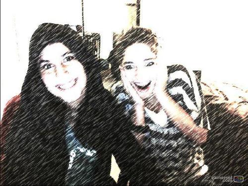 TheUpIzDown's profile picture. Hola everyone, Its Nadine & Linda! We are bestfriends who share a youtube account and Twitter account. We'd love to talk to you so tweet us :D.