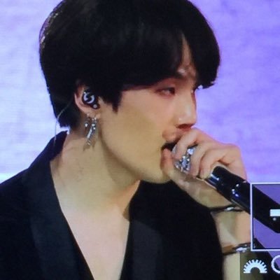 #YOONGI : yall just ugly