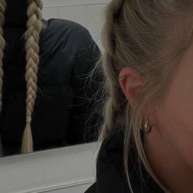 Annagltv's profile picture. « Pour nous, nous l’aimons, parce qu’il nous a aimés le premier. » 1 Jean 4:19 🕊🇸🇪🇧🇪