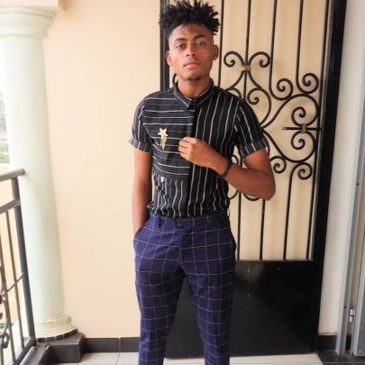 TESergeofficial's profile picture. Music🎵🎶, fashion 🕺,movies🎥📽️, parties 🕺,football⚽,food🌮🍕🍟