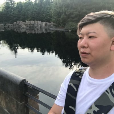 zhengbairen1123's profile picture. 