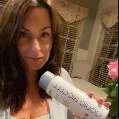 OWNER::STYLIST::BEAUTY PRO
OUIDAD (curls), YUMI lash lifts/brows, eye/lip rejuv, mini-facelift, powder brow, tattoo removal, collagen, MODERE non-toxic living.