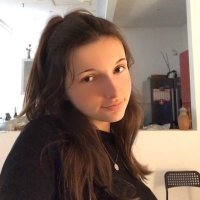 so’ (@sophiebrcn) 's Twitter Profile