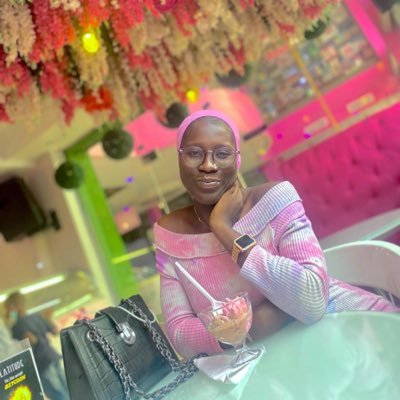 Sabr 💫 Muslim_girlie🧕🏾 🌼🌹..March10👑.Affiliate pharmacist 💊💉.Oouite 📚. Fashion👗and modesty📿🧣.support my business by patronizing @everything_scents.ng