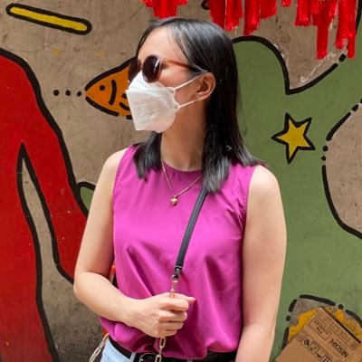 solsational's profile picture. 