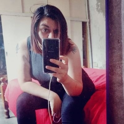 morella_sol's profile picture. Sonreir solo y por Placer.