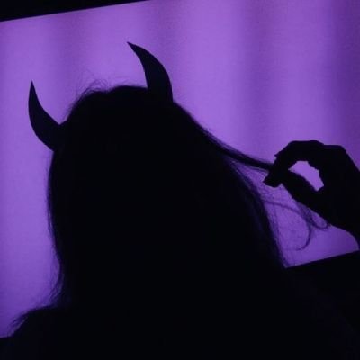 bebota420's profile picture. Me volvieron a cerrar el twitter, pero volvi mis amores, sigan que sigo a todos 💋