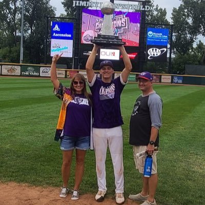 ZackJones_14's profile picture. •Rockford U alum •UW Madison Pharmacy        $ZackJones14