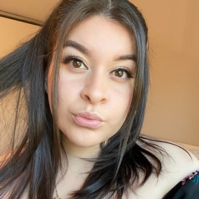 UnPocoDeDulce_'s profile picture. 27 | Mexicana | Washington State | Sunset 🌅 lover