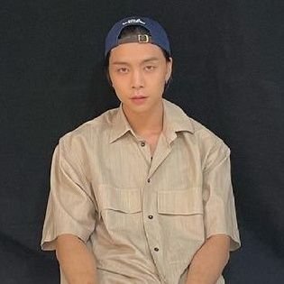 ayangjohnny's profile picture. ONLY FOR JOHNNY SUH